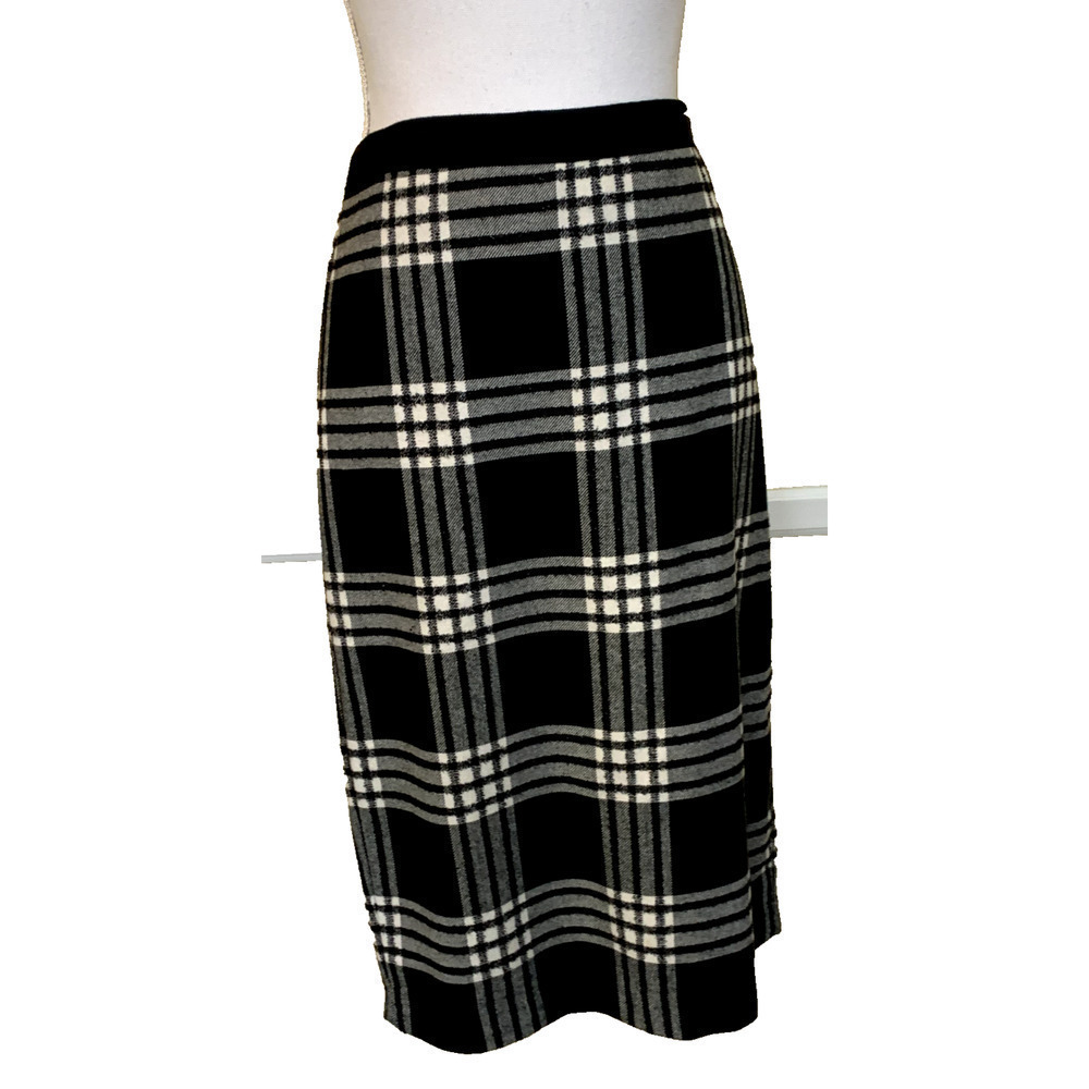 Talbots black/white knee length pencil plaid skirt, wool blend, lined, size 6